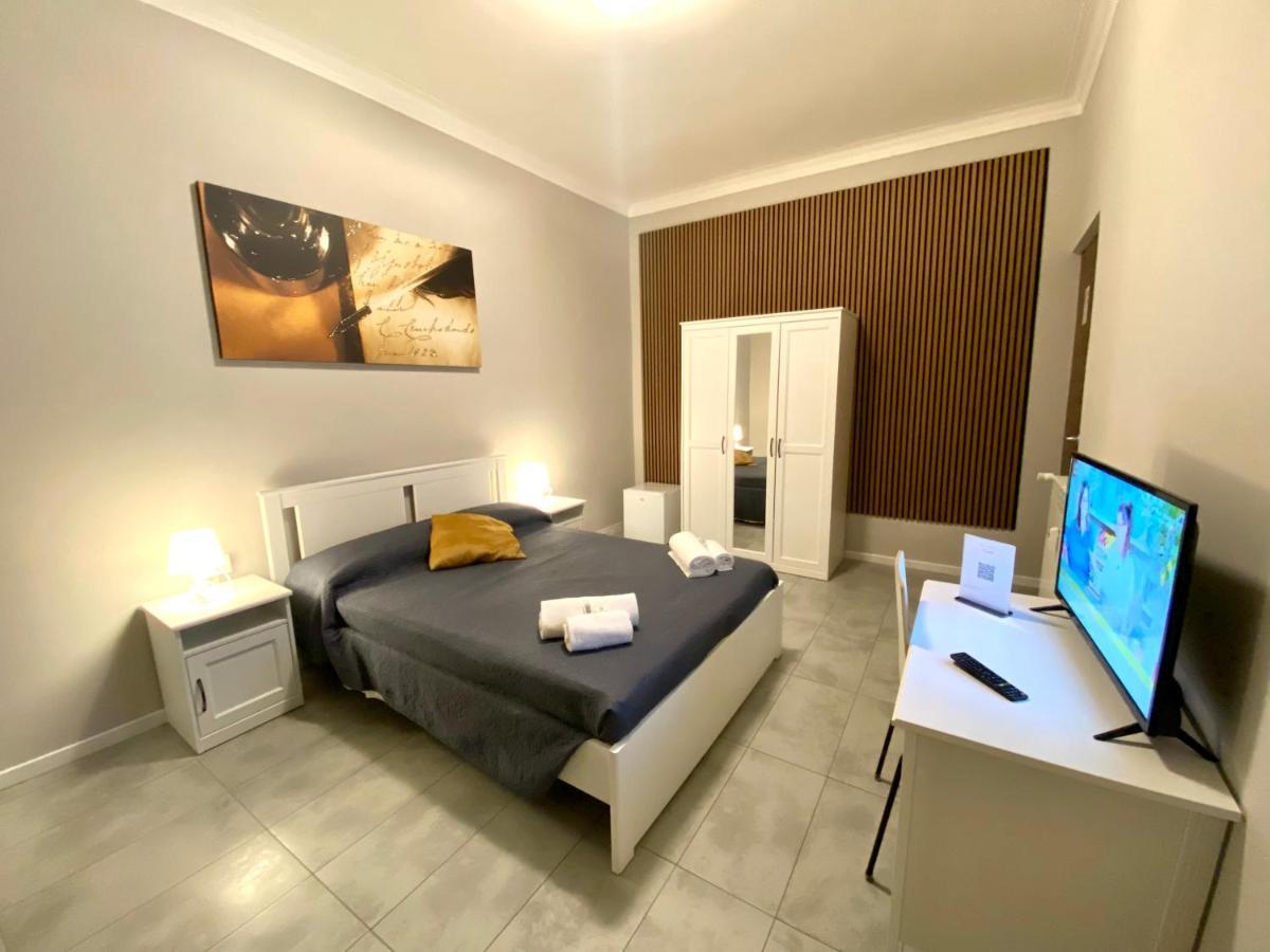 Golden Milano Hotel Exterior photo